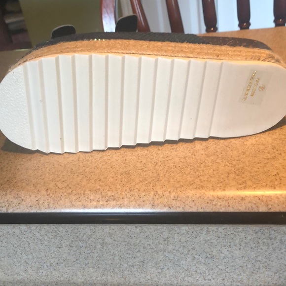 Wedges - Picture 4 of 7